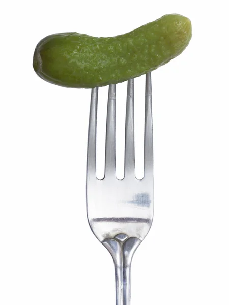 Pepino no garfo, conceito de dieta — Fotografia de Stock