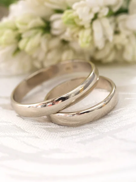 Anillos de boda — Foto de Stock