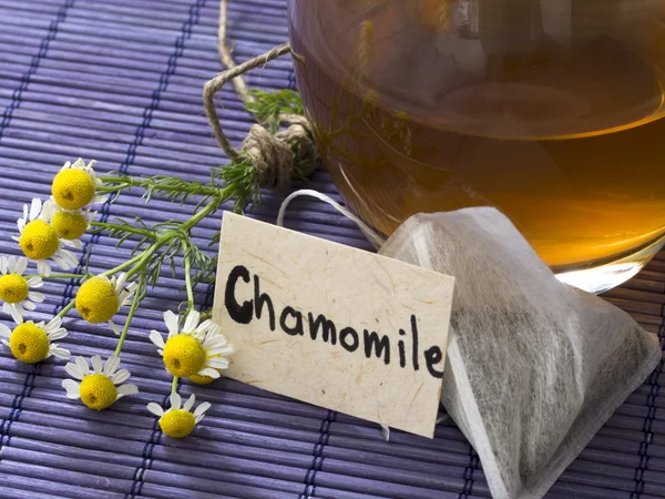 Chamomile tea — Stock Photo, Image