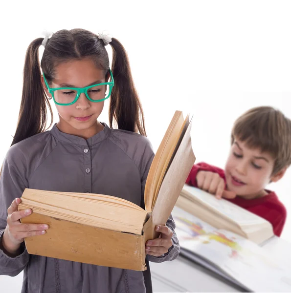 Motivated pupils love reading — Stock Photo, Image