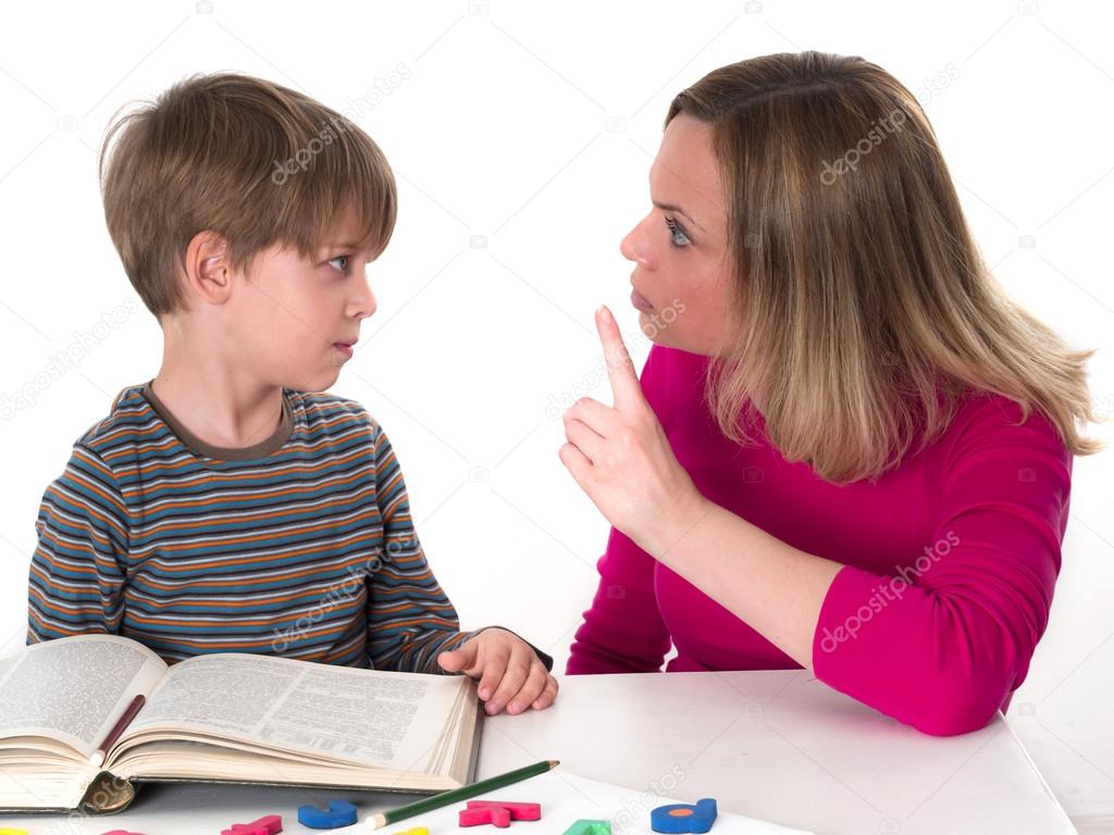 young pupil doesn't want to learn, he confronts his mother who is threatening him