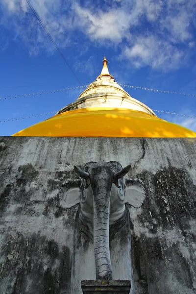 Pagoda Phra Singh temple — Stock Photo, Image