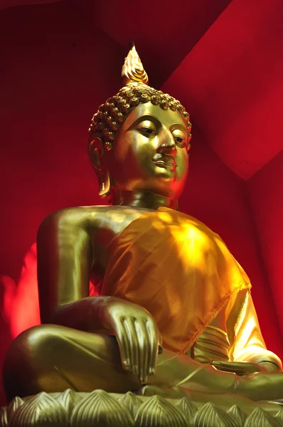 Buddha-Statue für Meditation — Stockfoto