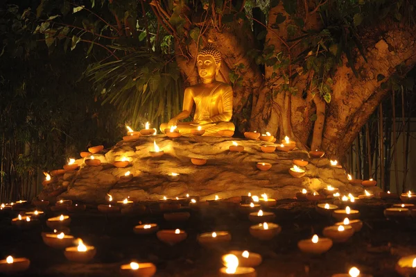 Dia makha bucha — Fotografia de Stock