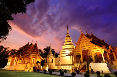 Phra singh Tapınağı twilight saat