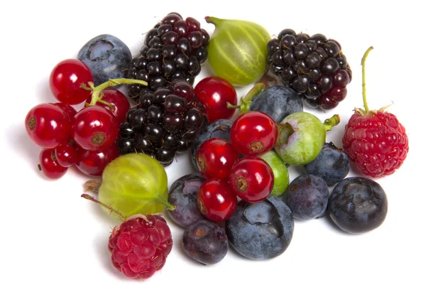 Frische Beeren isoliert — Stockfoto