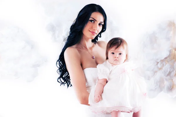 Boldog anya babával több mint fehér — Stock Fotó