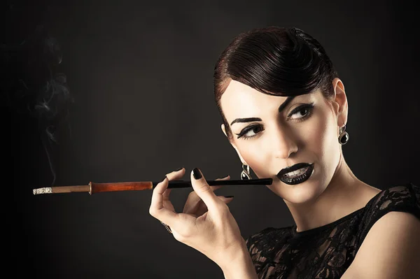 Beauty Retro Model with Black Makeup and mouthpiece — Stock Photo, Image