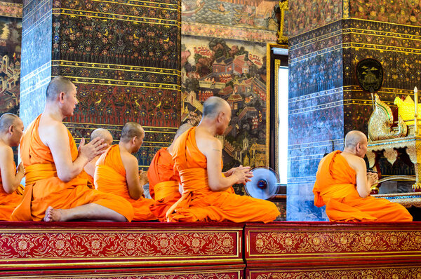 Bangkok - September 8 : Monks pray in the evening in Wat Pho Tem