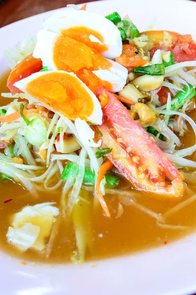 Insalata di papaya tailandese. (somtam ) — Foto Stock