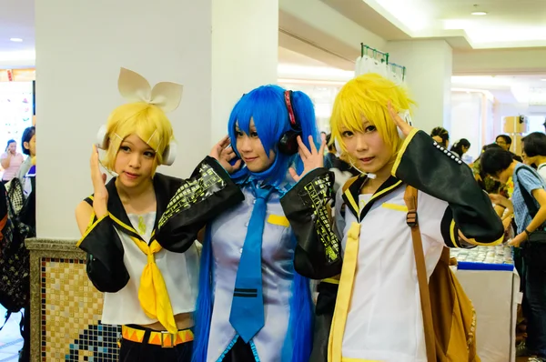 Japanse anime cosplay partij 46e in strip. — Stockfoto