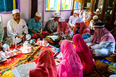 Ölüm mezuniyet töreni.