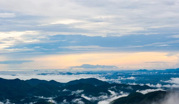 Morning on hilltop view of Krajom Mountain,Thailand. — Stock Photo, Image