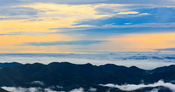 Morning on hilltop view of Krajom Mountain,Thailand. — Stock Photo, Image