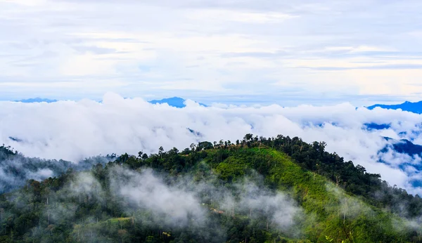 Morning on hilltop view of Krajom Mountain,Thailand. — Stock Photo, Image