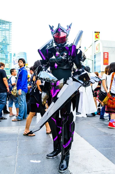 Eine unbekannte japanische Anime-Cosplay-Pose. — Stockfoto