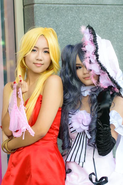 Un anime giapponese non identificato posa cosplay in Giappone Festa a Bangkok 2013 — Foto Stock