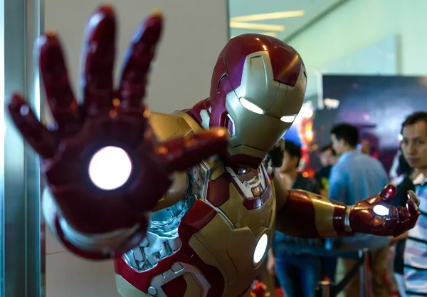 Bangkok - 10 Mayıs: Iron man modeli Tayland komik con 2014 tarihinde - Stok İmaj