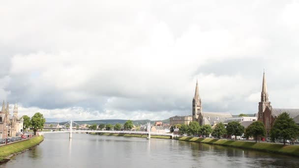 De rivier in inverness — Stockvideo