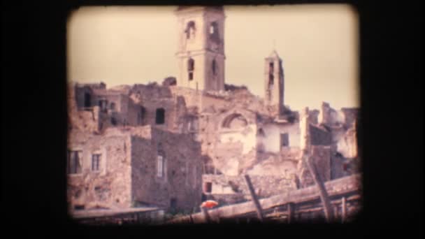 Vintage 8mm. Veduta della vecchia Bussana — Video Stock