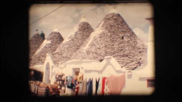 Vintage 8mm. Typical houses in Alberobello — Stock Video