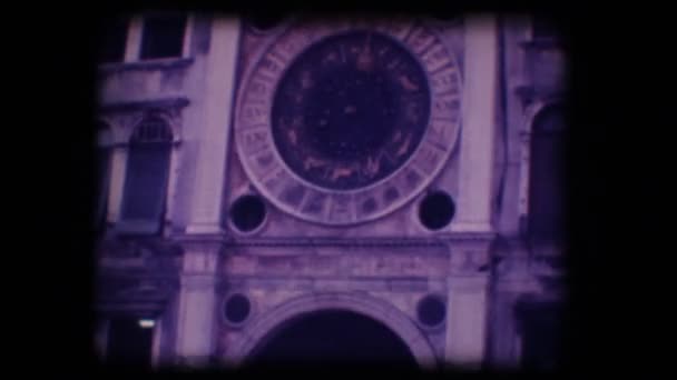 Vintage 8mm. Monument in Venice — Stock Video