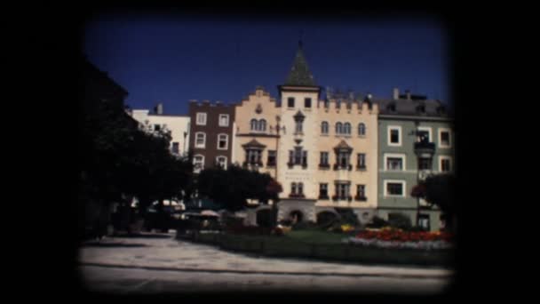 Vintage 8mm. Town square and church in Brixen — Stock Video