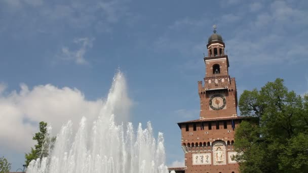 Main entrance of Castello Sforzesco in Milan — Stock Video