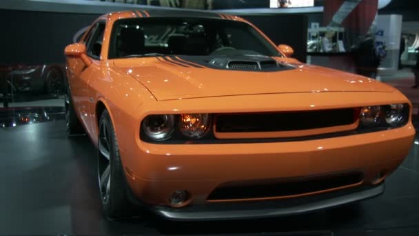 Korwety typu wystawy w new york international auto show — Wideo stockowe