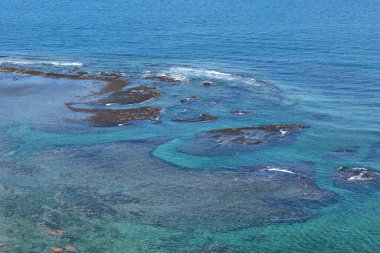 Arjantin 'de 33. yolun yanındaki güzel mavi deniz..