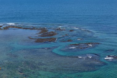 Arjantin 'de 33. yolun yanındaki güzel mavi deniz..