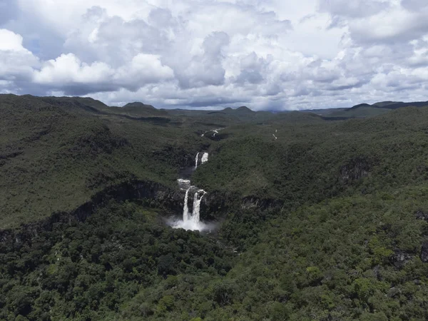 Saltos do Rio Preto Chapada dos Veadeiros Ulusal Parkı 'nda. Alto Paraiso de Goias, Goias Brezilya. 