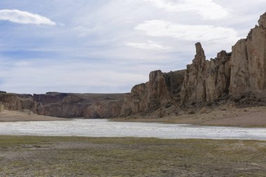 Arjantin 'in Perito Moreno kenti yakınlarındaki Pinturas Nehri Kanyonu.