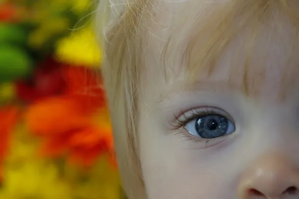 Beautiful children's eyes — Stock Photo, Image