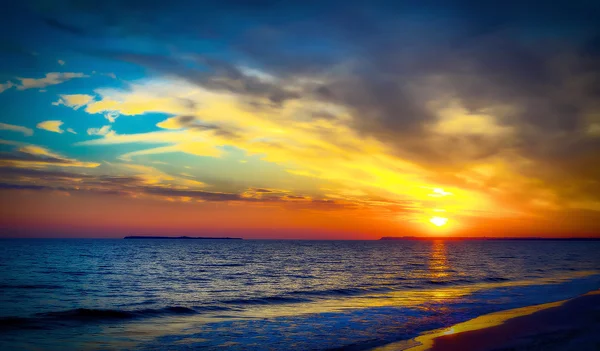 Marina landskap o? Svarta havet — Stockfoto