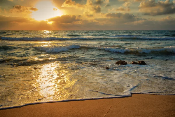 Puesta de sol en el mar —  Fotos de Stock