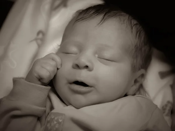 Baby sleeping peacefully — Stock Photo, Image