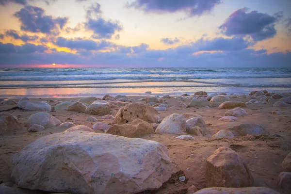 Puesta de sol sobre el mar —  Fotos de Stock