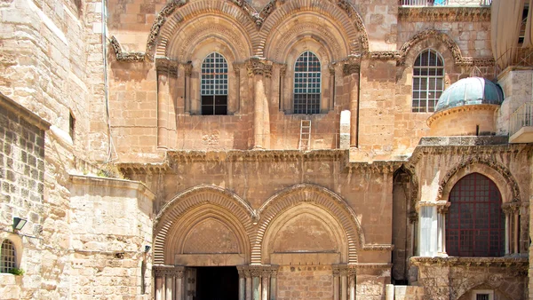 Variety of architecture in Jerusalem — Stock Photo, Image