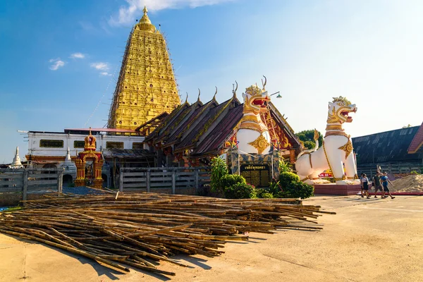 Santuário budista, Sangklaburi, Tailândia — Fotografia de Stock