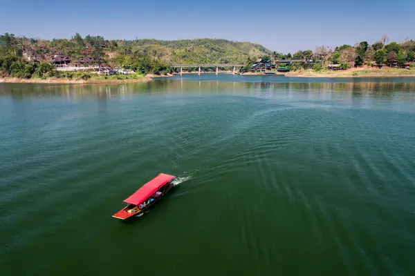 Floating Cidade em Sangklaburi Kanchanaburi Tailândia — Fotografia de Stock