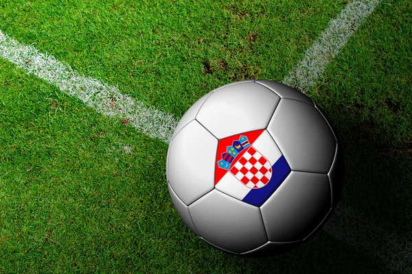 Hırvatistan bayrağı desen yeşil çim futbol topu — Stok fotoğraf