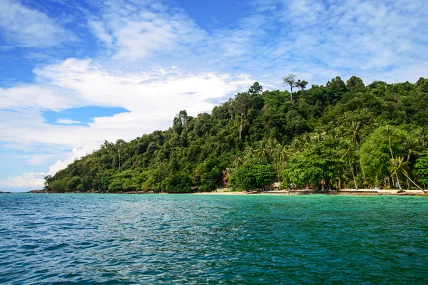 Kho Ngai island in Trang, Thailand — Stock Photo, Image