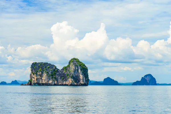 Isola di Stony, provincia di Trang, Thailandia — Foto Stock