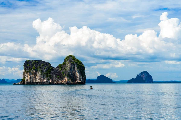 Kamenitý ostrov, provincii trang, Thajsko — Stock fotografie