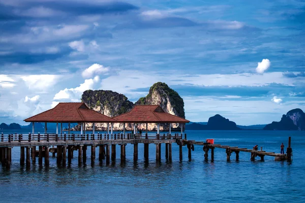 Vista al mar de Andamán en la isla de Koh Ngai en Tailandia —  Fotos de Stock