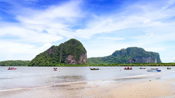 Beach at Trang in the Andaman Sea, Thailand — Stock Photo, Image