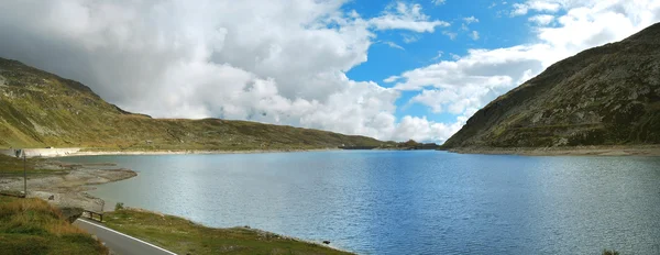 Montespluga geçiş — Stok fotoğraf