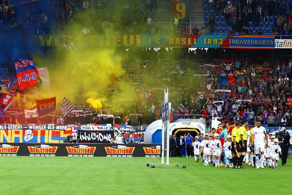 Jogo de futebol — Fotografia de Stock