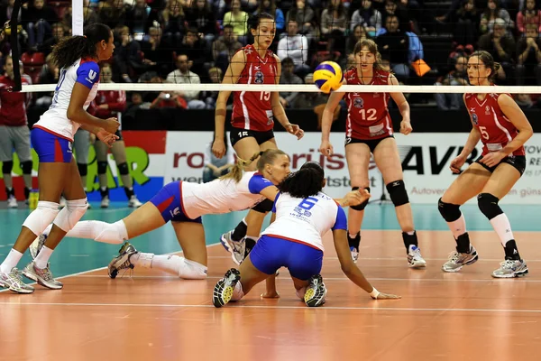 Partita di pallavolo — Foto Stock